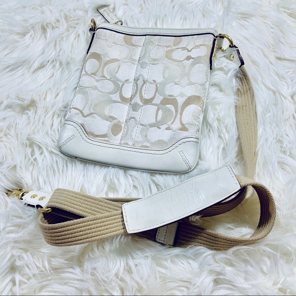 💝 White COACH Monogram Mini Messenger 💝 - Picture 3 of 8